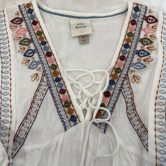 Knox Rose White Embroidered Peasant butterfly Top with Tassel Tie Med - Picture 4 of 6